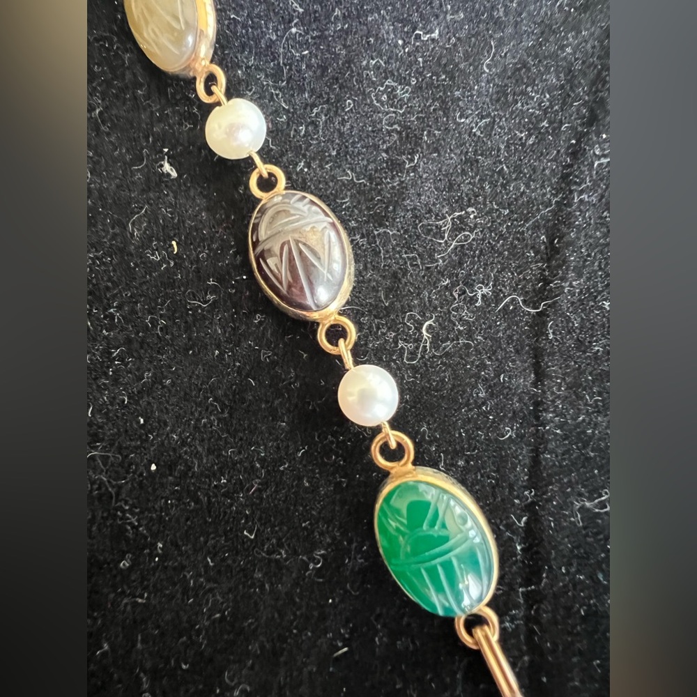 Vintage Scarab bracelet with 5 polished stones. - Picture 4 of 6
